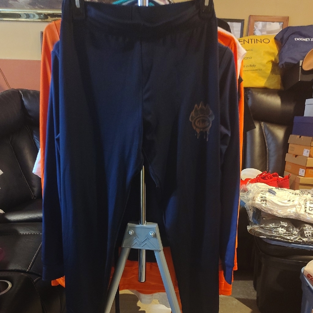 Navy Blue Women's Cropped Long Sleeve Legging Pantsuit - Picture 5 of 7